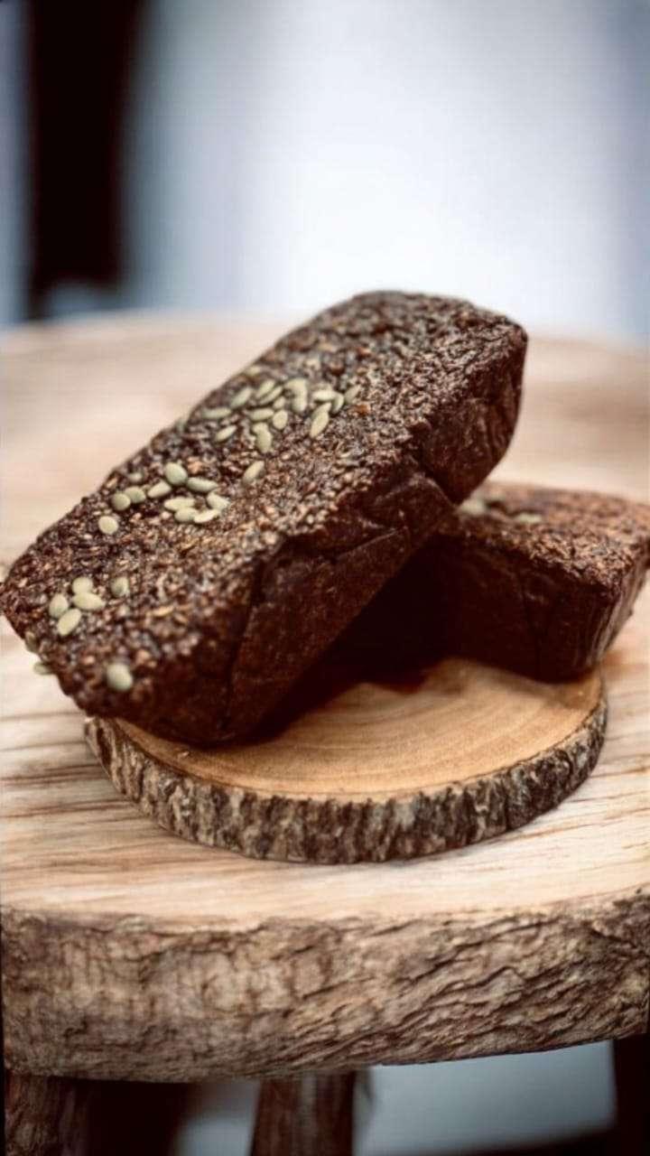 Homemade-Organic-Gluten-Free-Porridge-Walnut-Bread